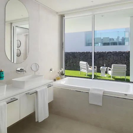 Deluxe 1&2 - Casangular By Upper 阿德耶