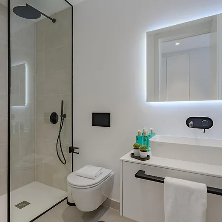 Deluxe 1&2 - Casangular By Upper 别墅 *