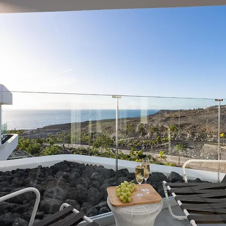 Deluxe 1&2 - Casangular By Upper