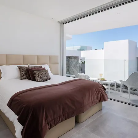 Deluxe 1&2 - Casangular By Upper 别墅 *