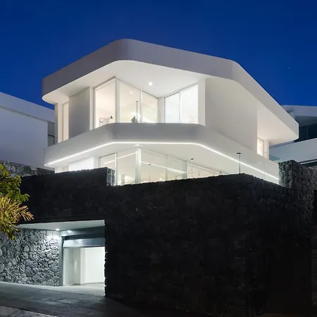 Deluxe 1&2 - Casangular By Upper 别墅 *