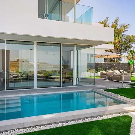 Deluxe 1&2 - Casangular By Upper 阿德耶