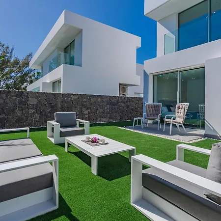 Deluxe 1&2 - Casangular By Upper 别墅 阿德耶